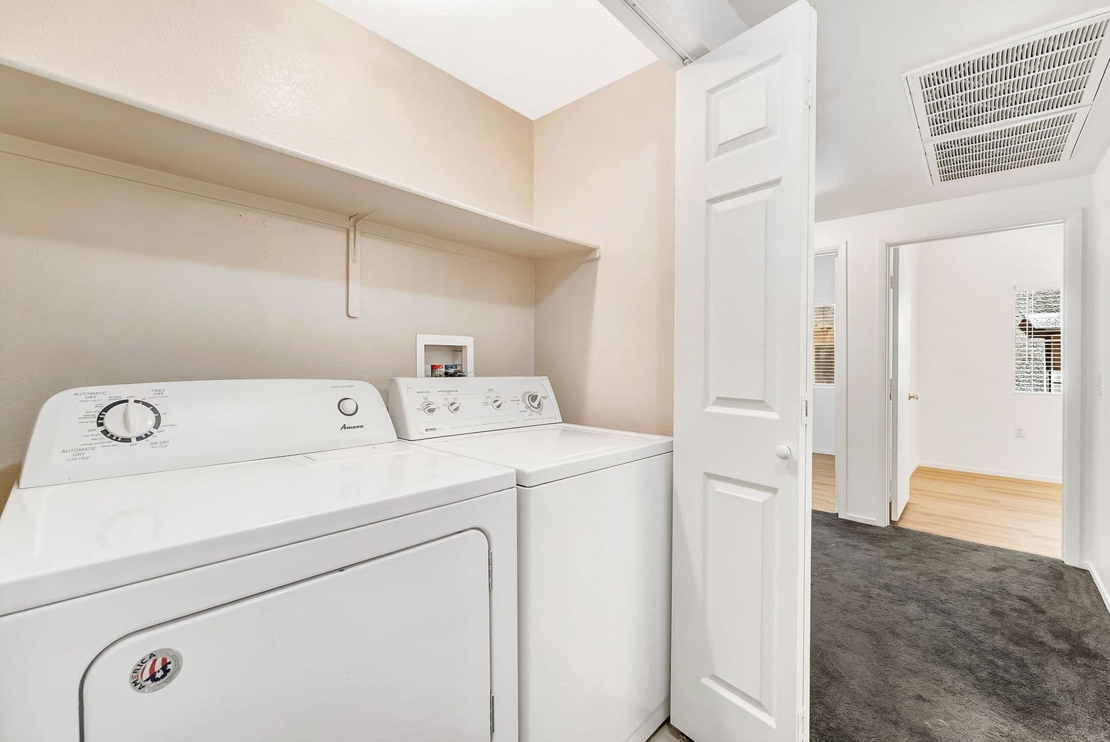 Las Vegas House: 10245 S Maryland Pkwy #176