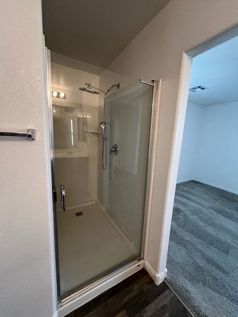 Las Vegas House: 1633 Mankato Ct.