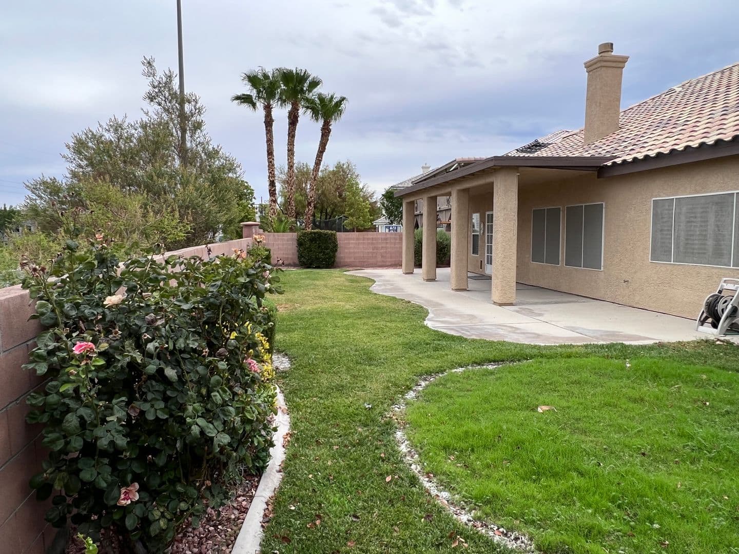 Henderson House: 678 Kentons Run Avenue