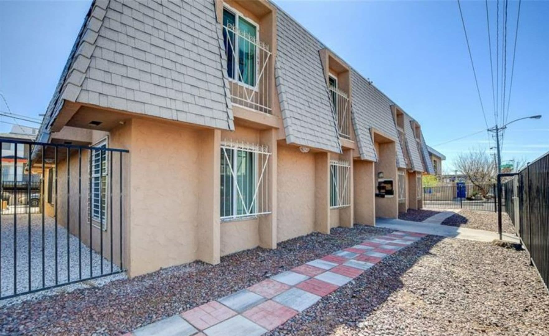Las Vegas Apartment: 3520 Cambridge St.