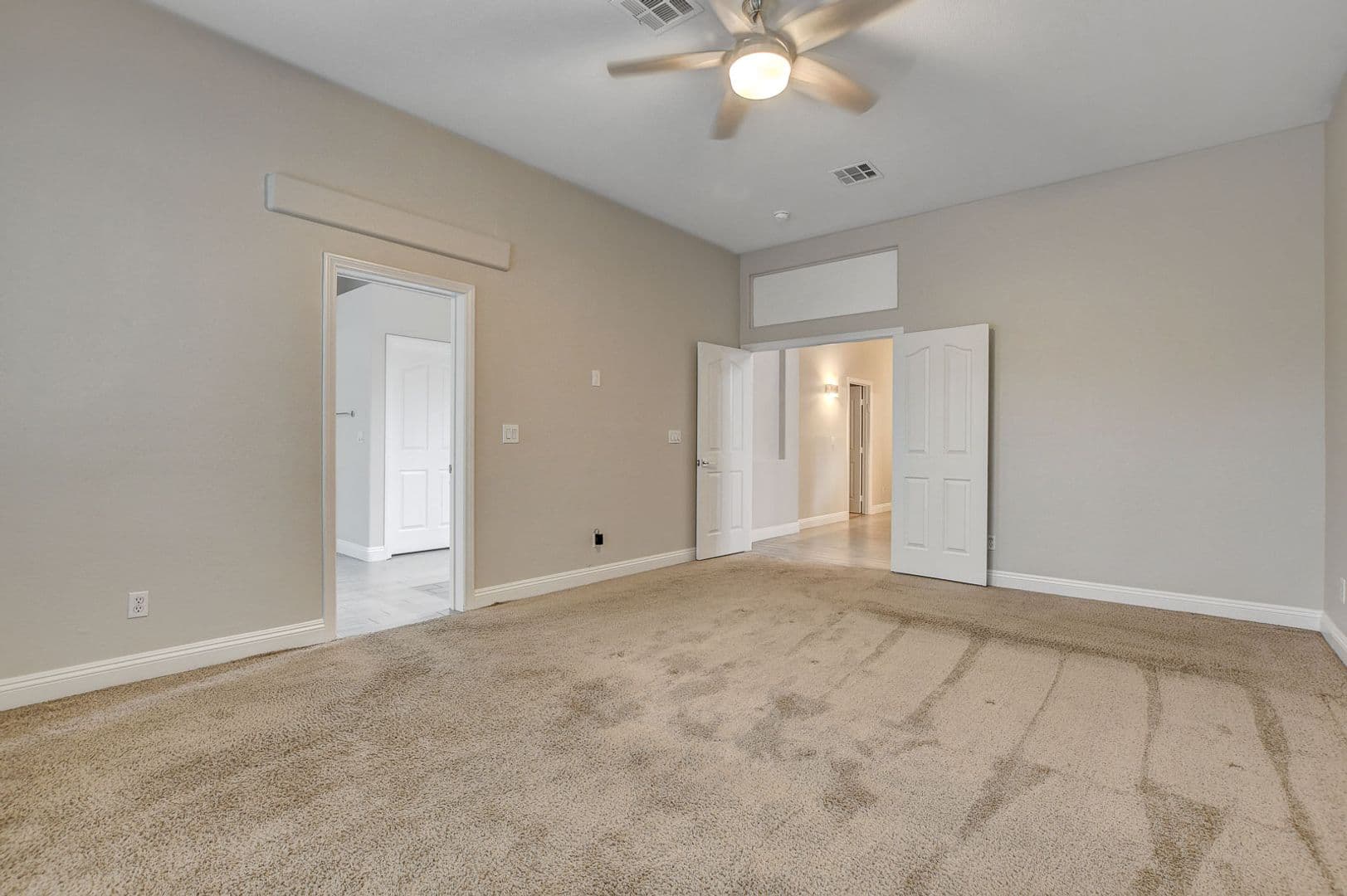 Las Vegas House: 2794 Glen Port St.