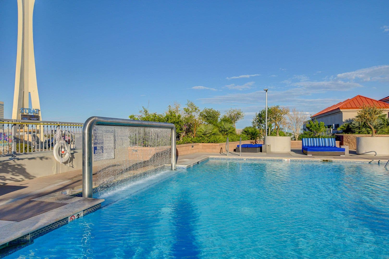 Las Vegas House: 200 W Sahara Ave. #811