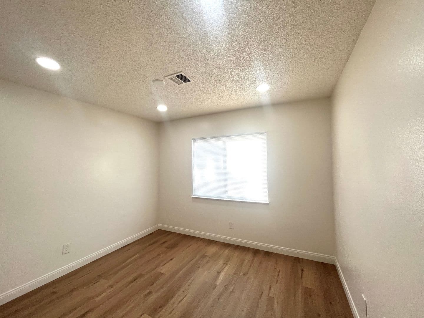 Las Vegas House: 5521 Maidstone Cr.
