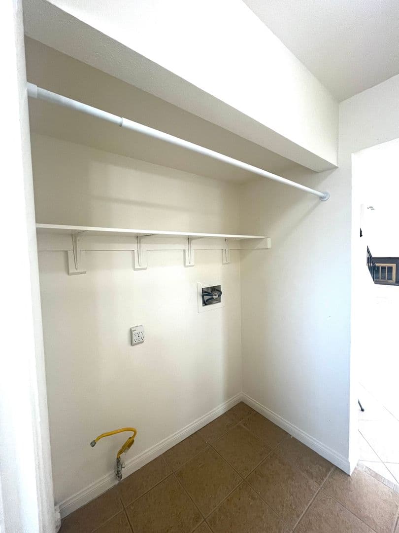 Las Vegas House: 5521 Maidstone Cr.
