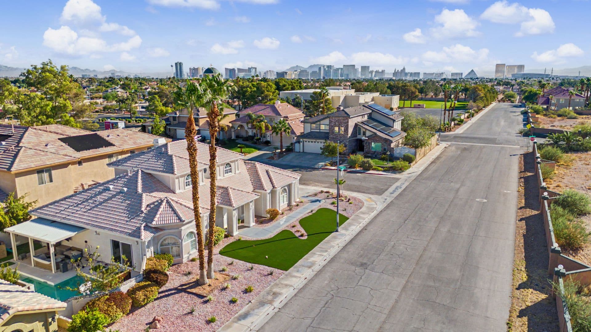 Las vegas House: 5391 Calgary Ct
