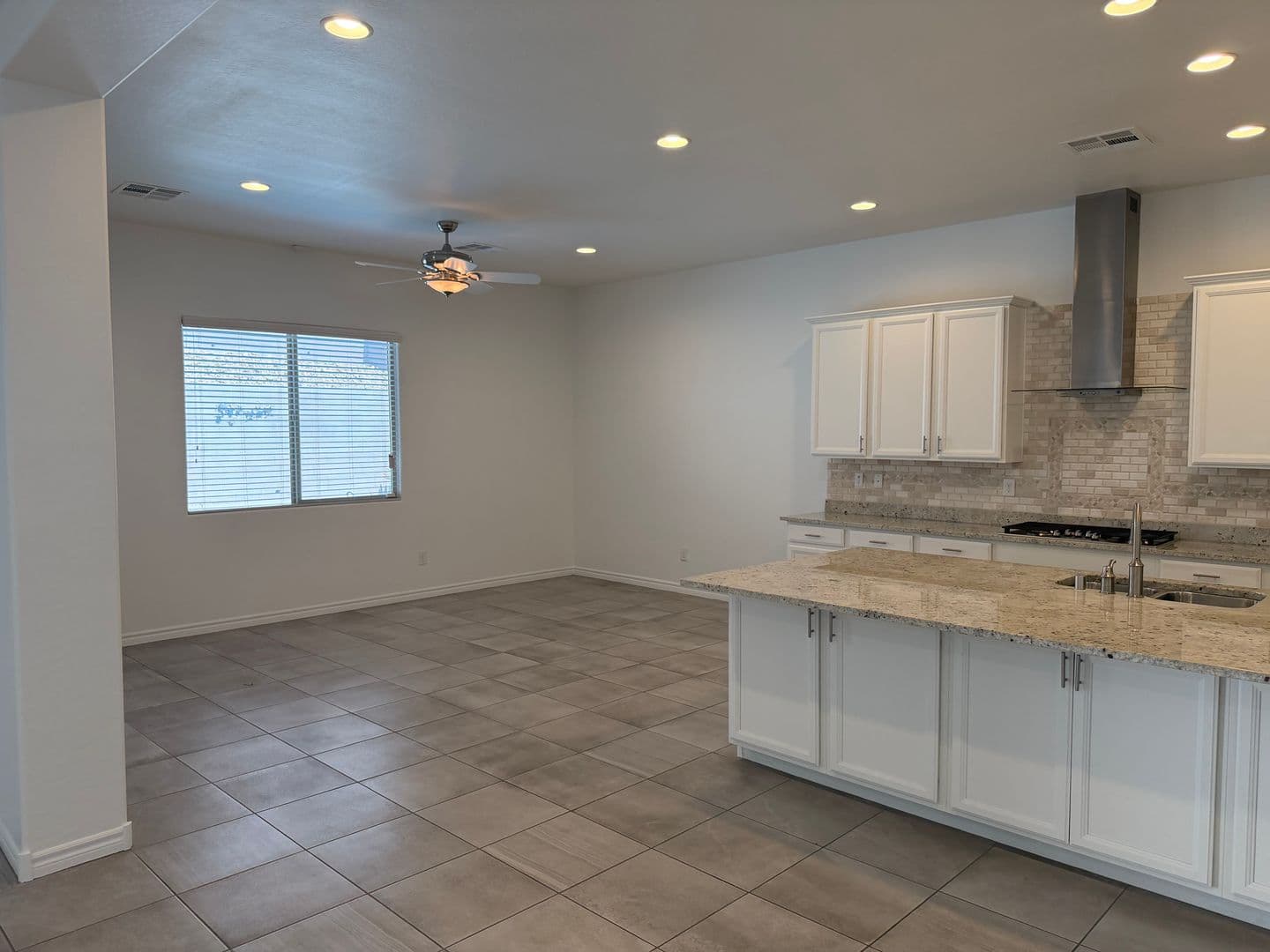 Las Vegas House: 10100 Cambridge Brook Ave.
