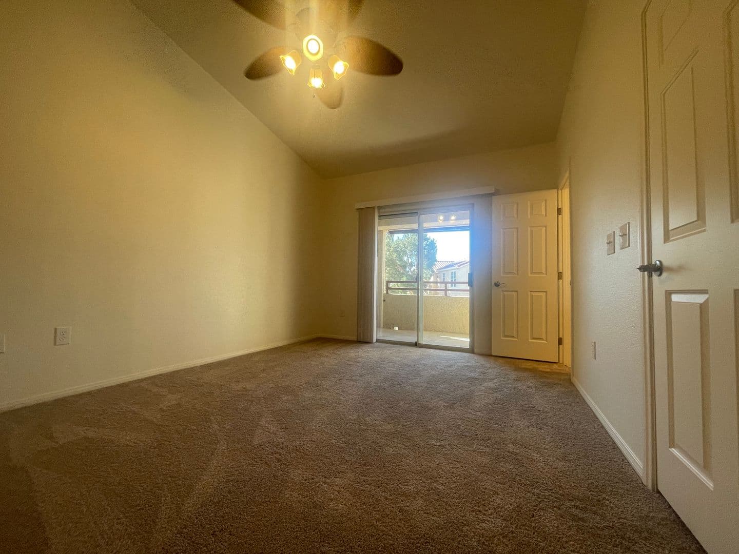 Henderson House: 520 Arrowhead Trail #223