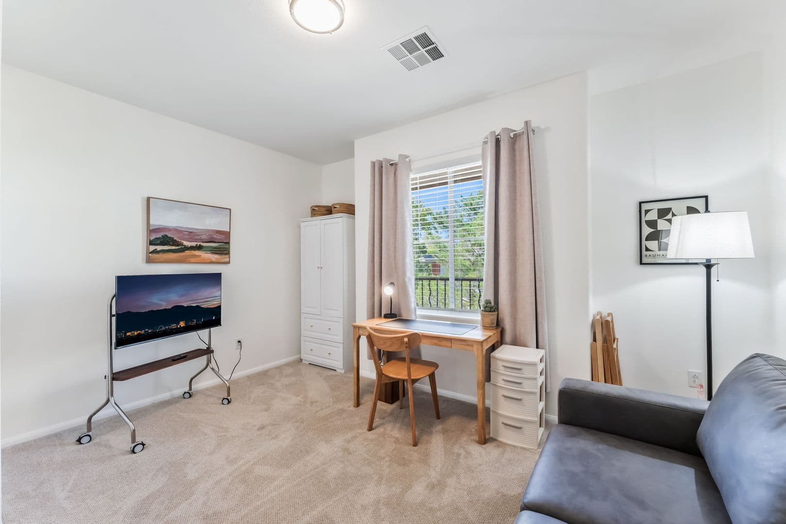 Las Vegas House: 904 Duckhorn Ct. #204