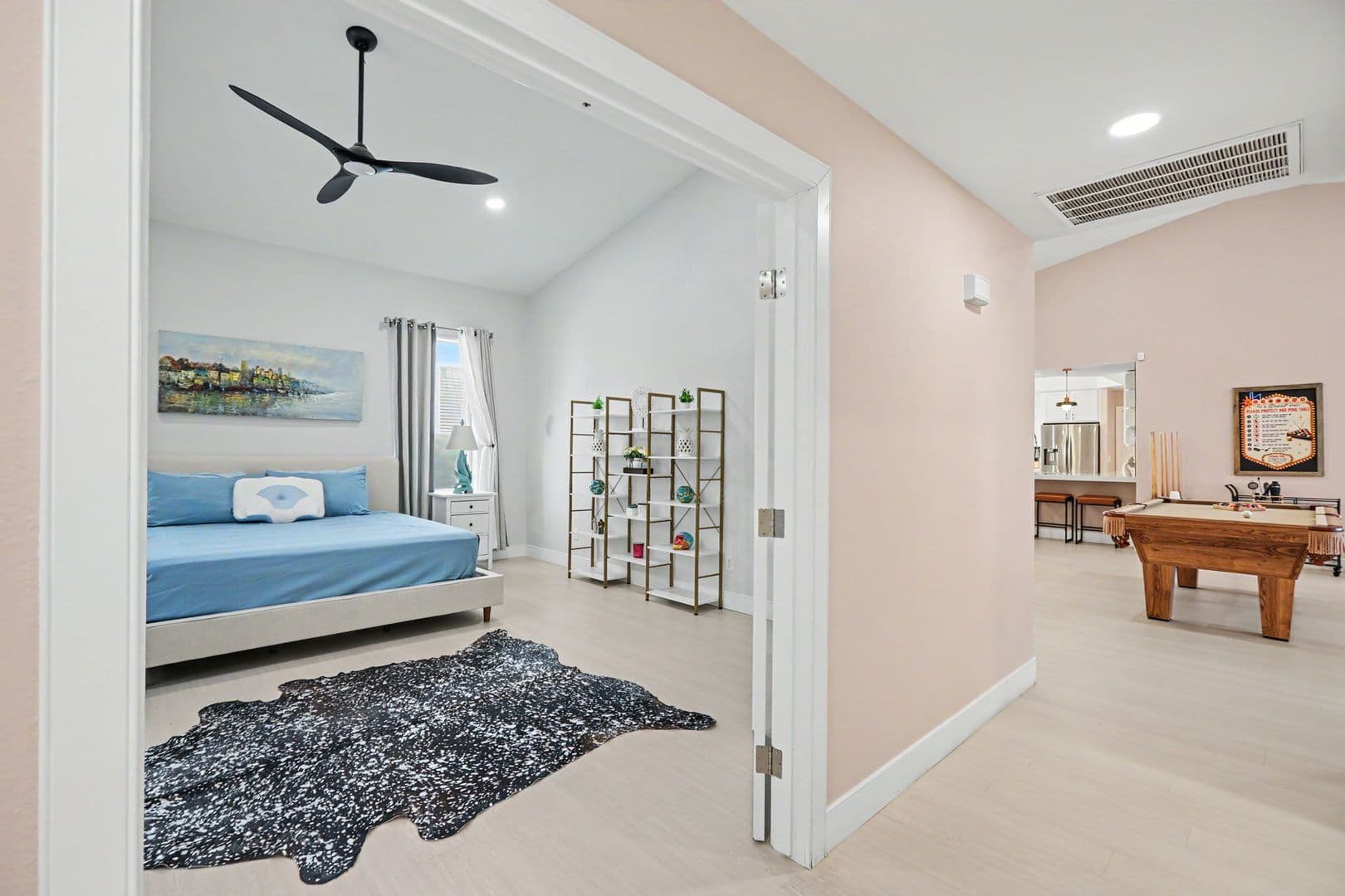 Las vegas House: 5391 Calgary Ct