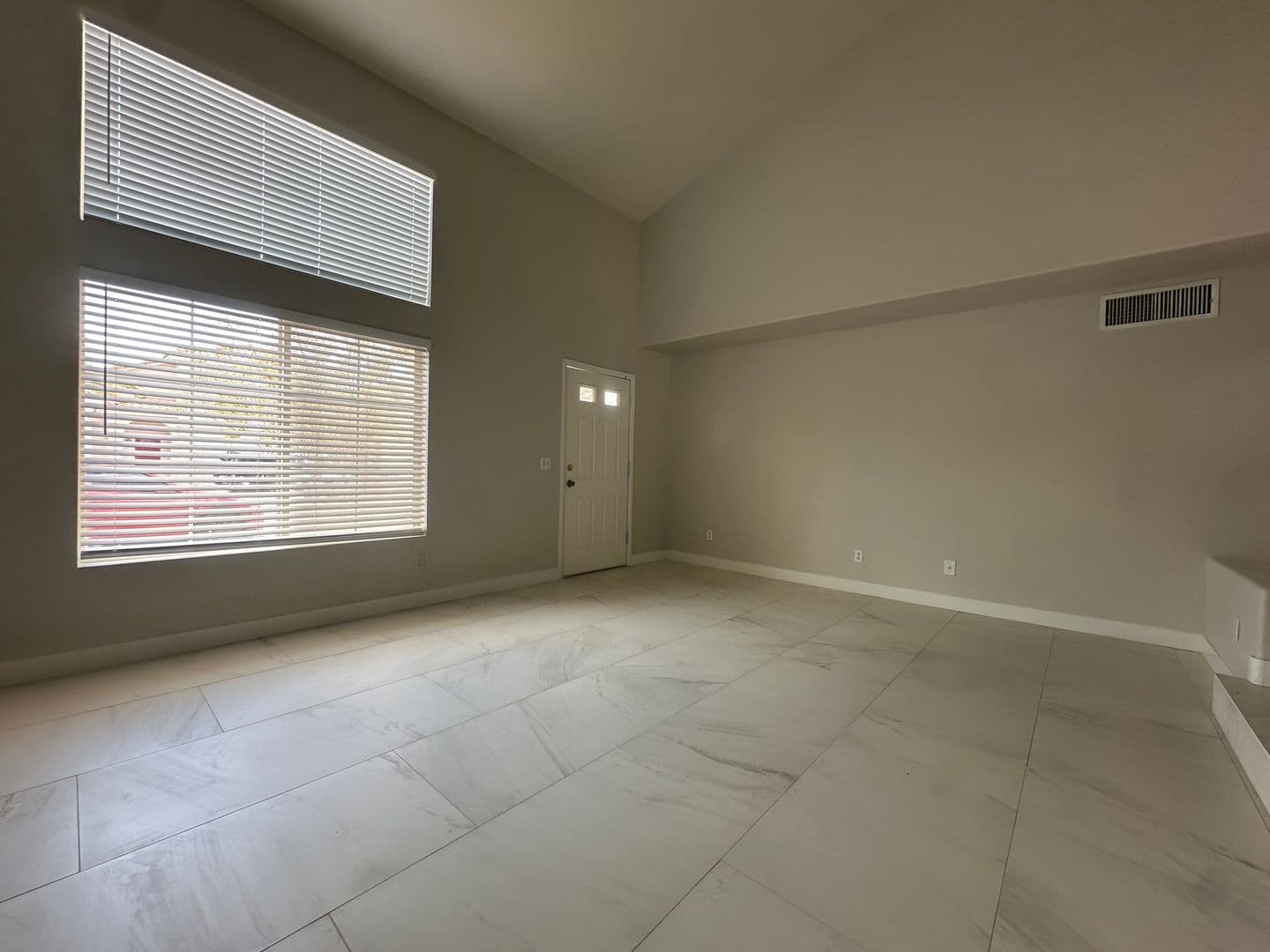 Las Vegas House: 9732 Silver Dusk Court