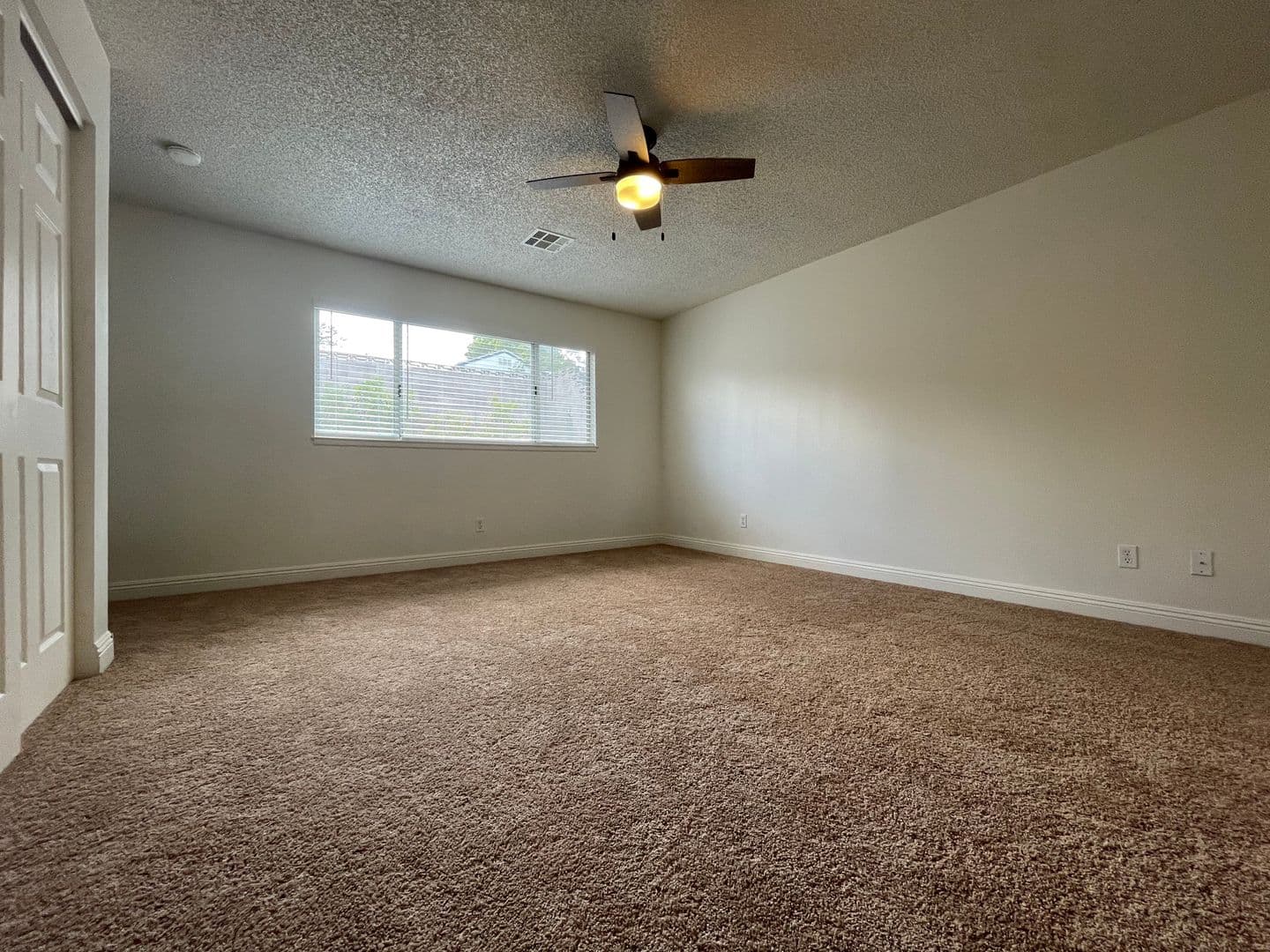 Henderson House: 314 Tamarack Dr