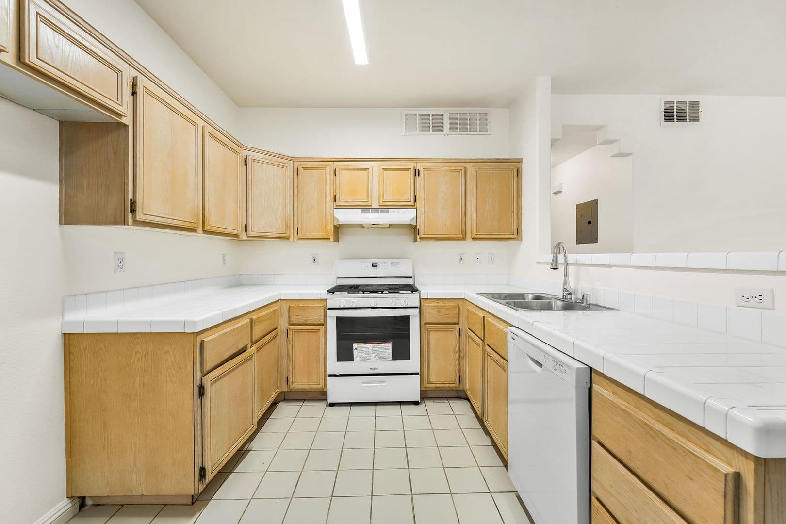 Las Vegas Condo: 2110 Los Feliz St #1044