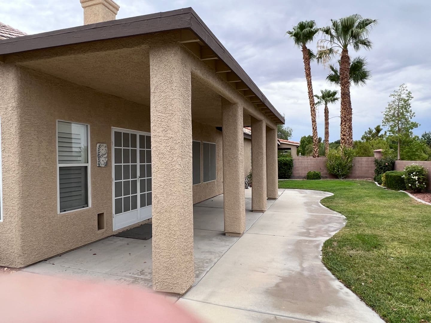 Henderson House: 678 Kentons Run Avenue