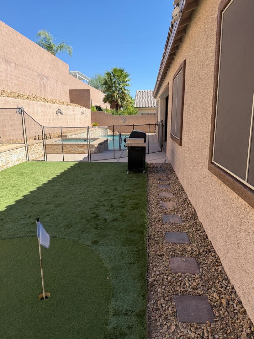 Las Vegas House: 10100 Cambridge Brook Ave.