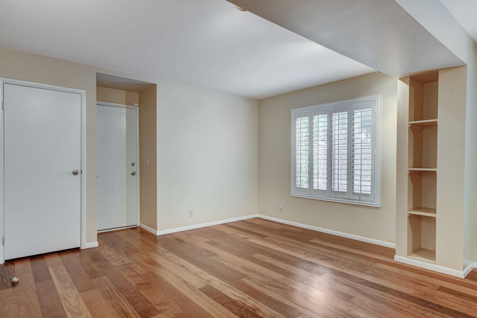 Las Vegas Townhome: 3223 Pinehurst Dr.