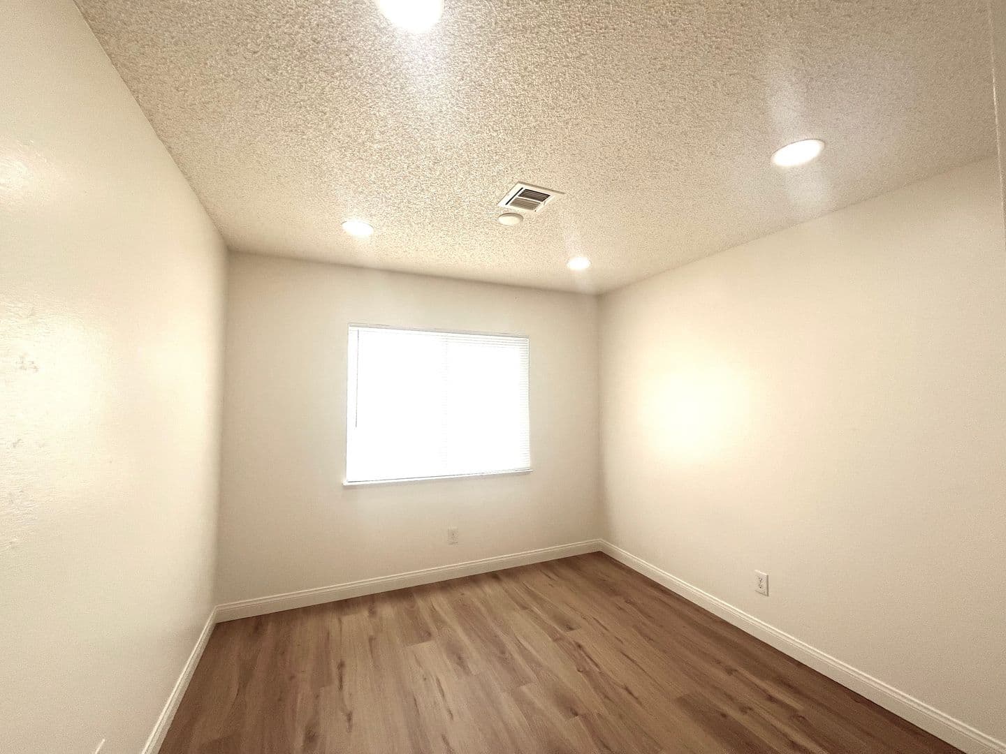 Las Vegas House: 5521 Maidstone Cr.