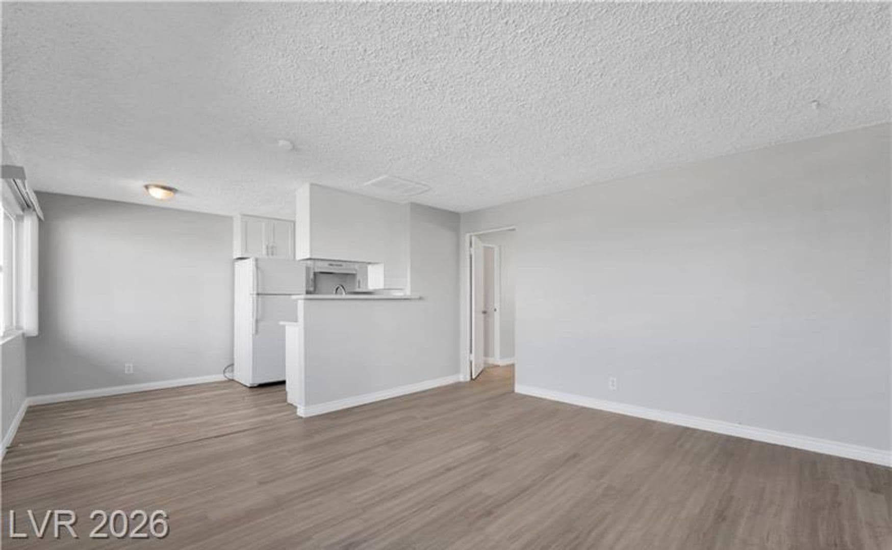 Las Vegas Apartment: 239 W Cleveland Ave. - Cleveland #5