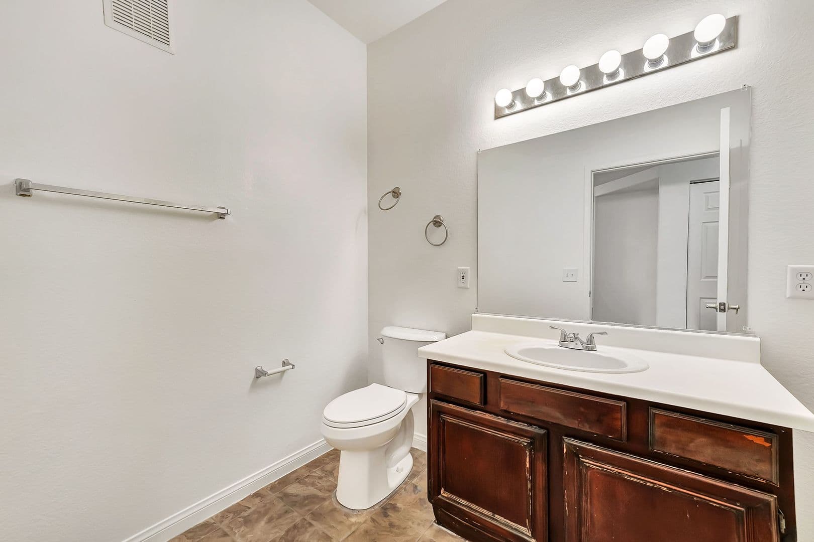 Las Vegas House: 10245 S Maryland Pkwy #176