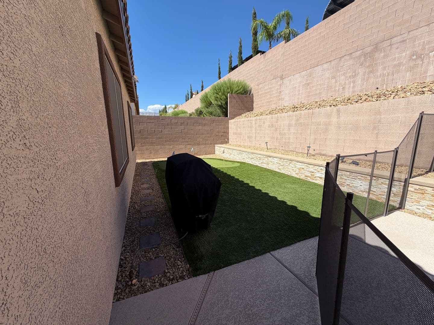 Las Vegas House: 10100 Cambridge Brook Ave.