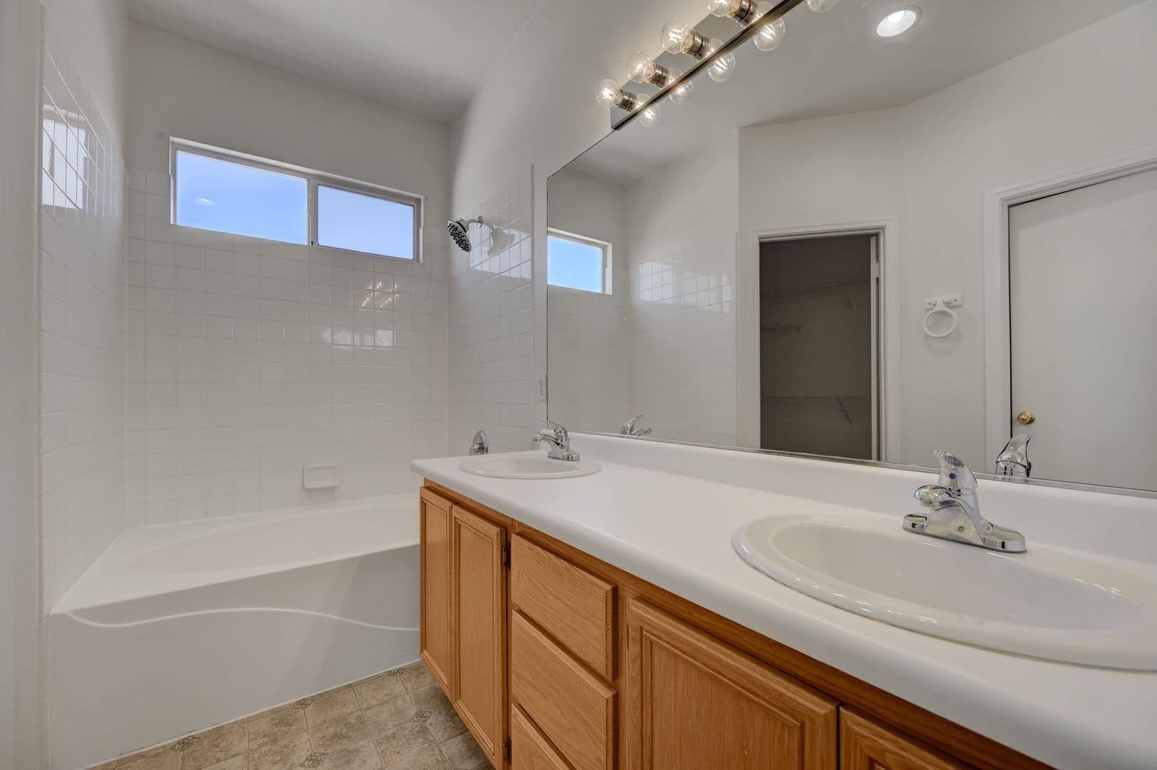 Las Vegas House: 10369 Bent Willow Ave.