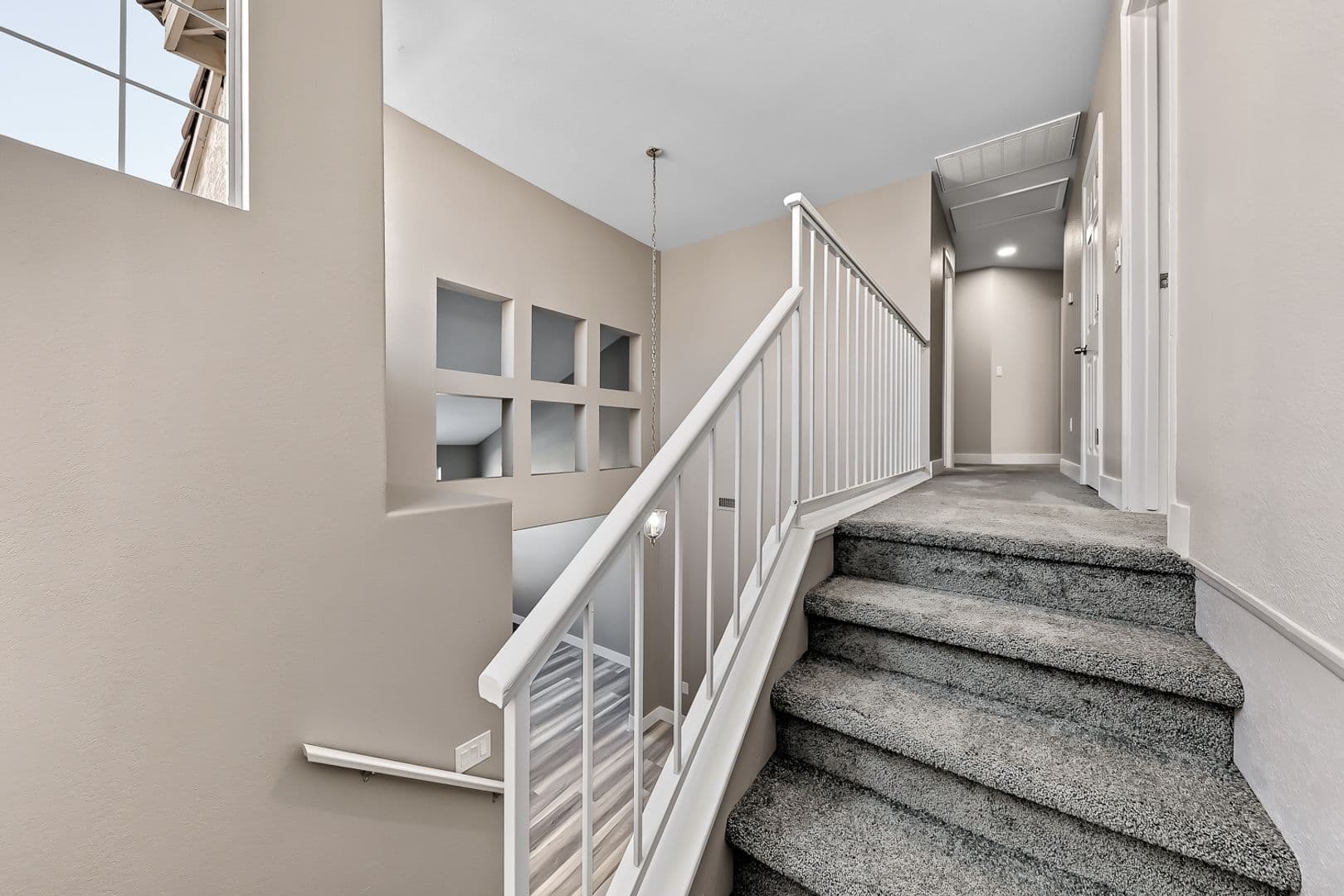 Henderson House: 257 Buckskin St.