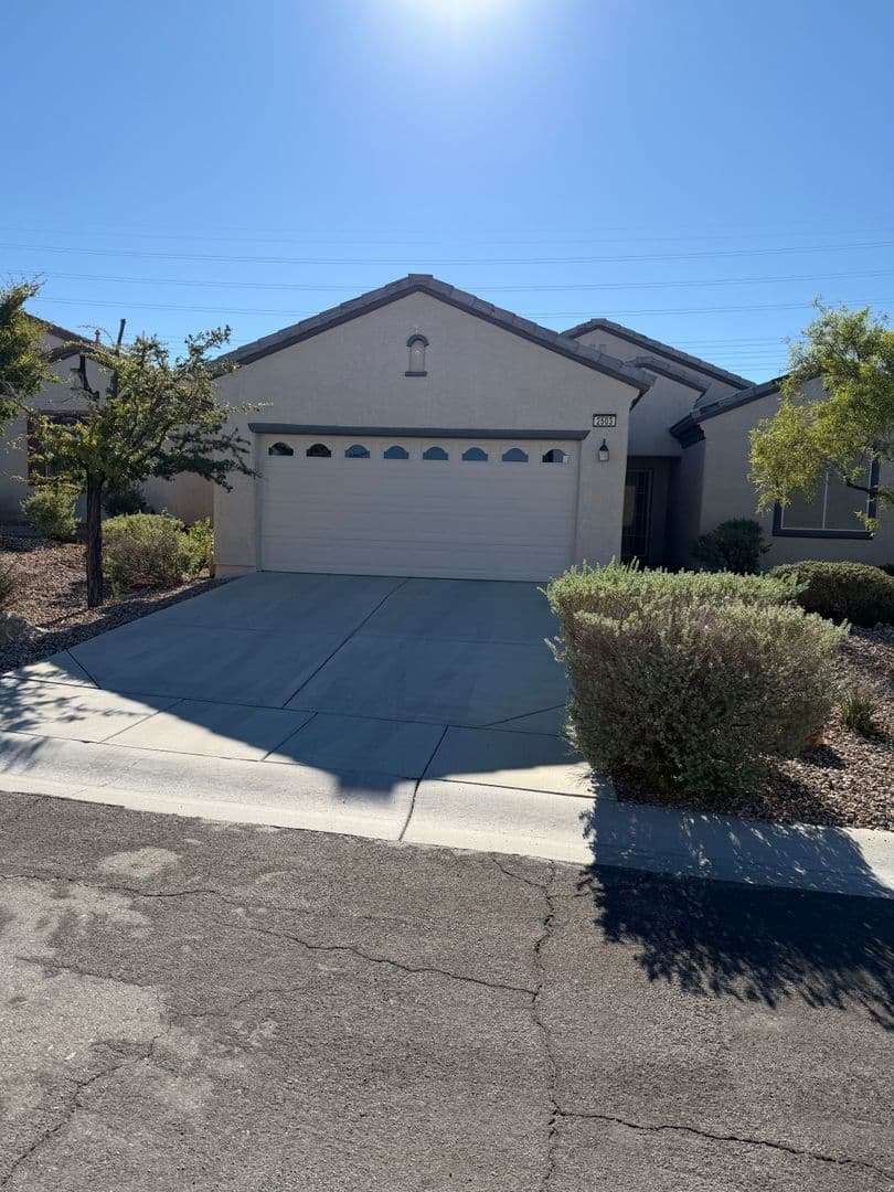 Henderson House: 2503 Erastus Dr.