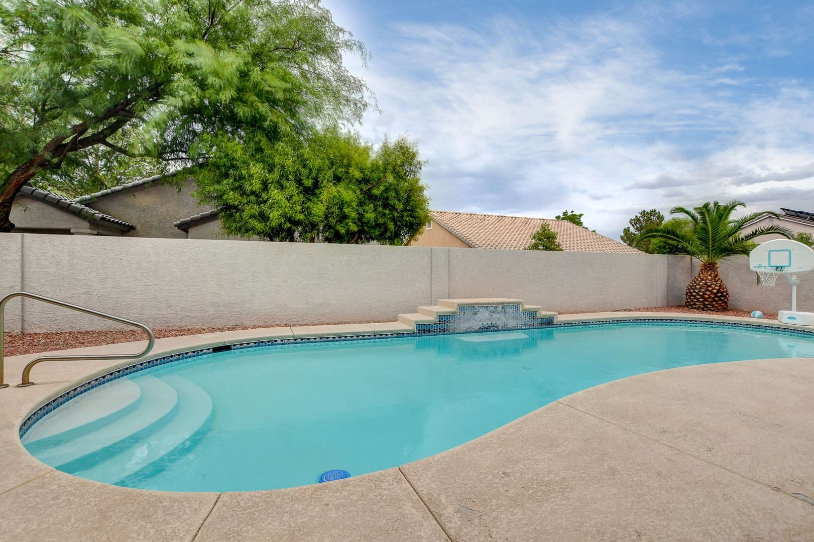 Las Vegas House: 2794 Glen Port St.
