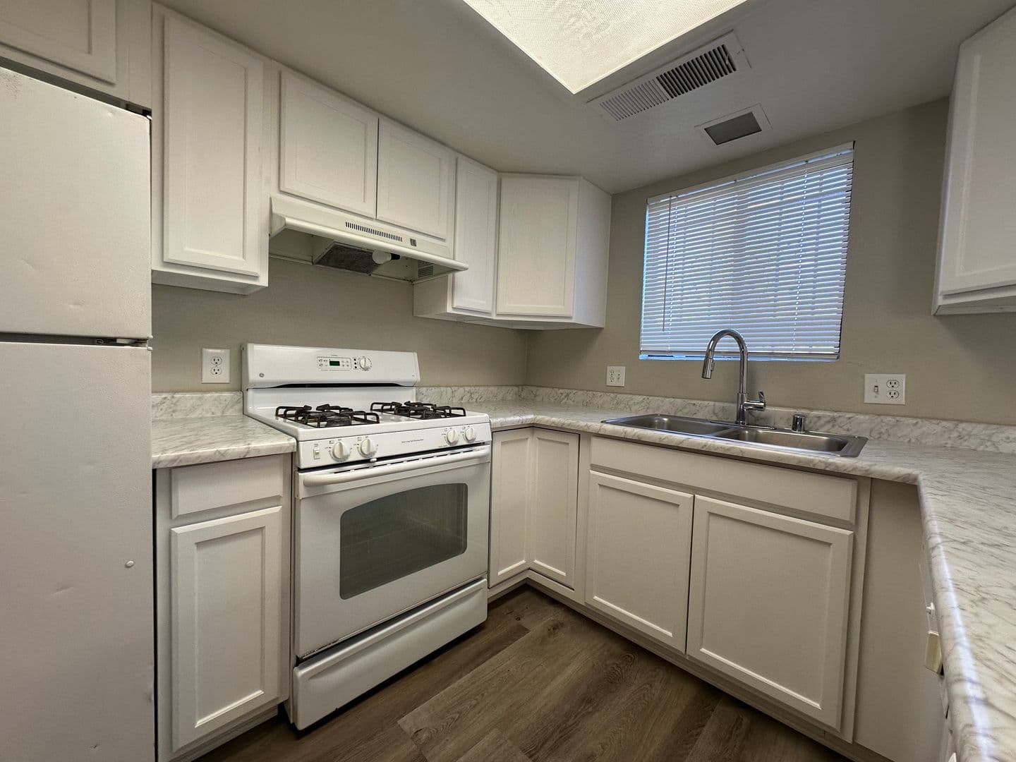 Las Vegas House: 181 Bel Port Dr. #184