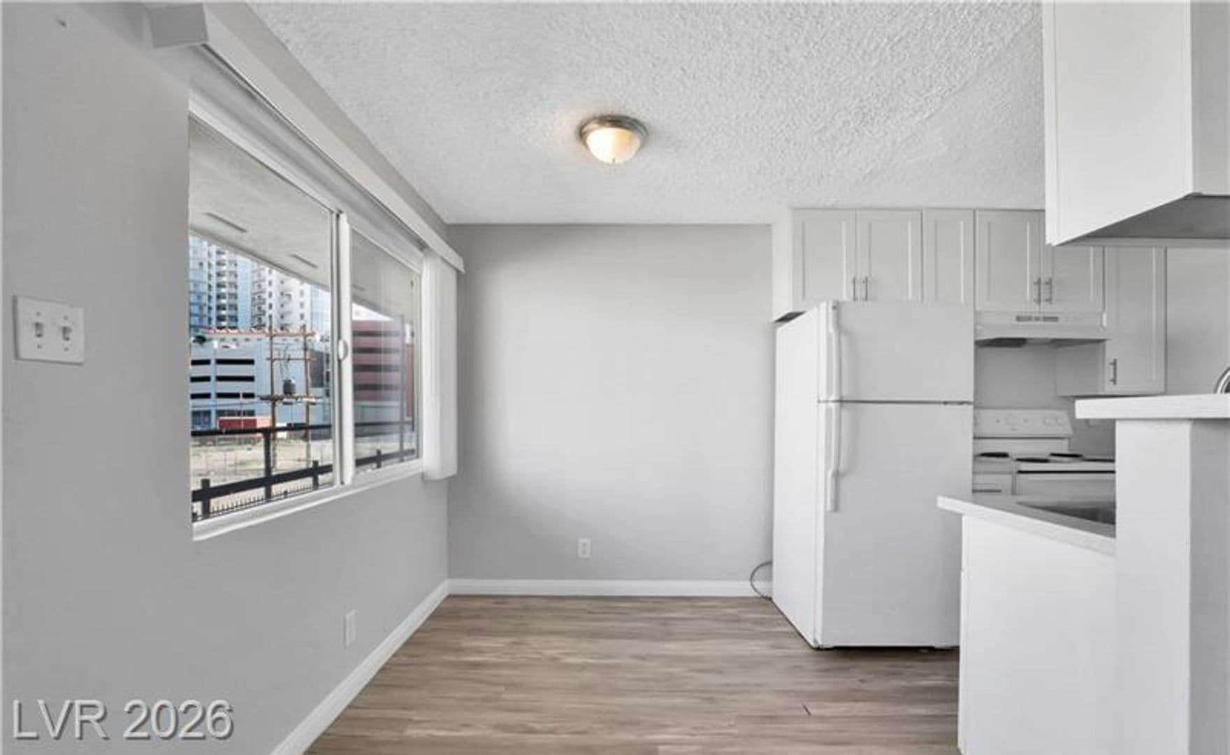 Las Vegas Apartment: 239 W Cleveland Ave. - Cleveland #5