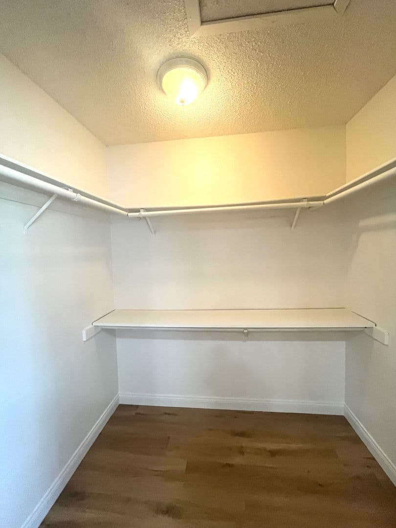 Las Vegas House: 5521 Maidstone Cr.
