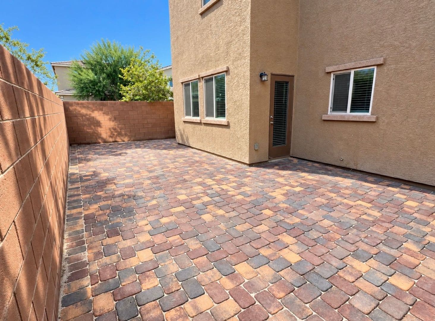 Las Vegas House: 1633 Mankato Ct.