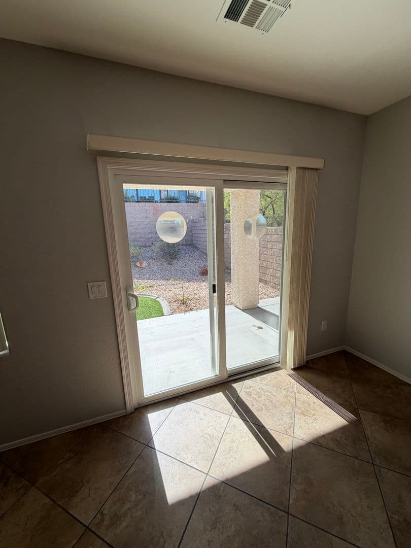 Henderson House: 2503 Erastus Dr.
