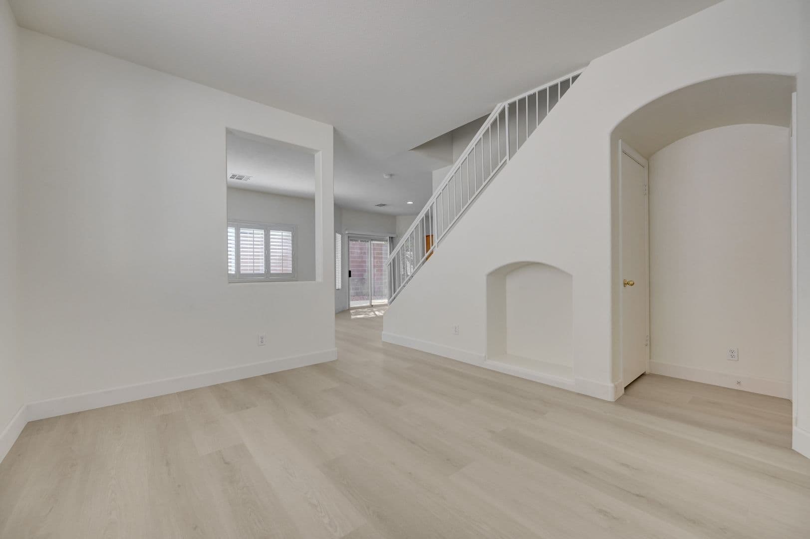 Las Vegas House: 10369 Bent Willow Ave.