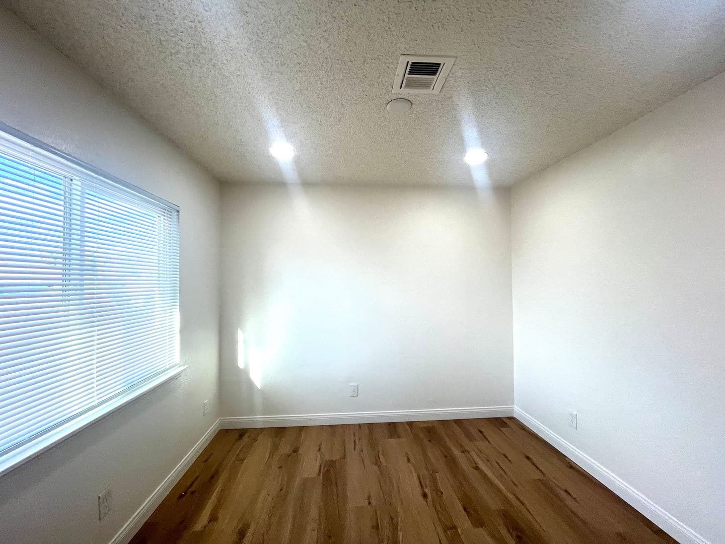 Las Vegas House: 5521 Maidstone Cr.