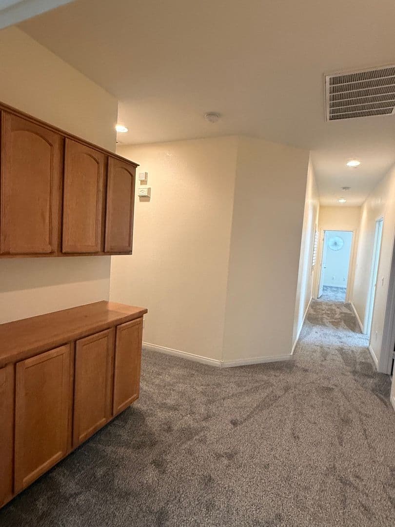 Henderson House: 678 Kentons Run Avenue