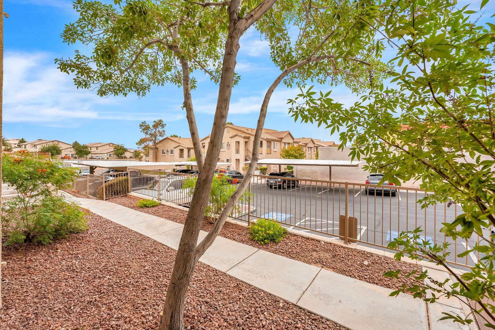 Las Vegas Condo: 2110 Los Feliz St #1044