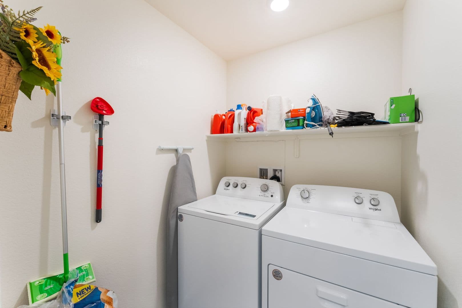 North Las Vegas House: 7850 Jupiter Sky St. #1