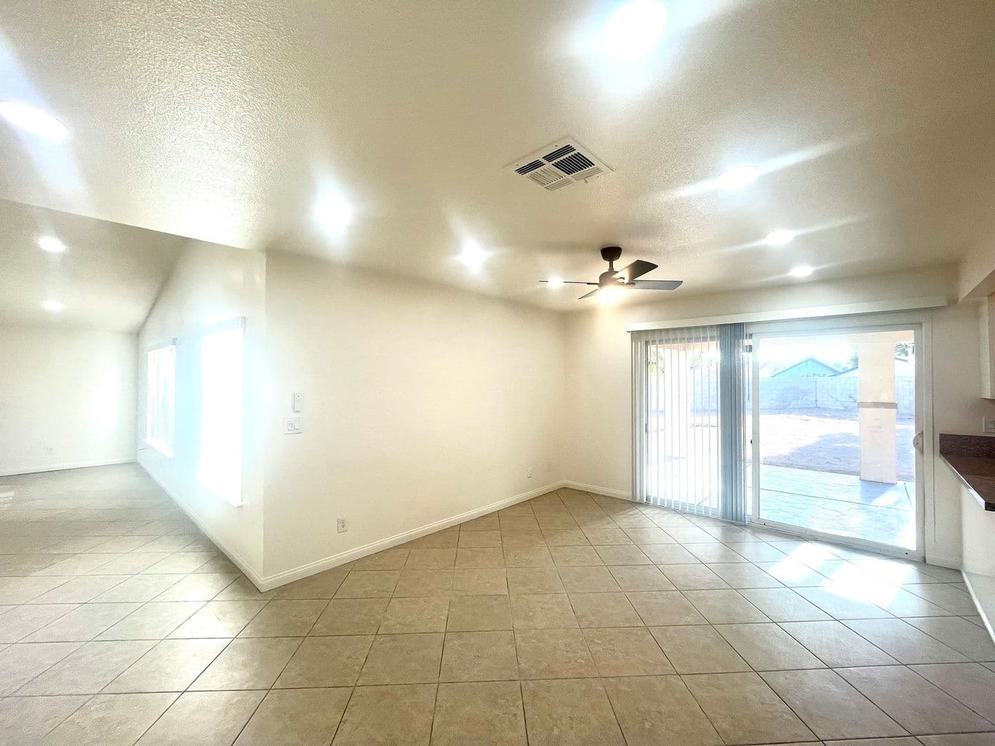 Las Vegas House: 5521 Maidstone Cr.