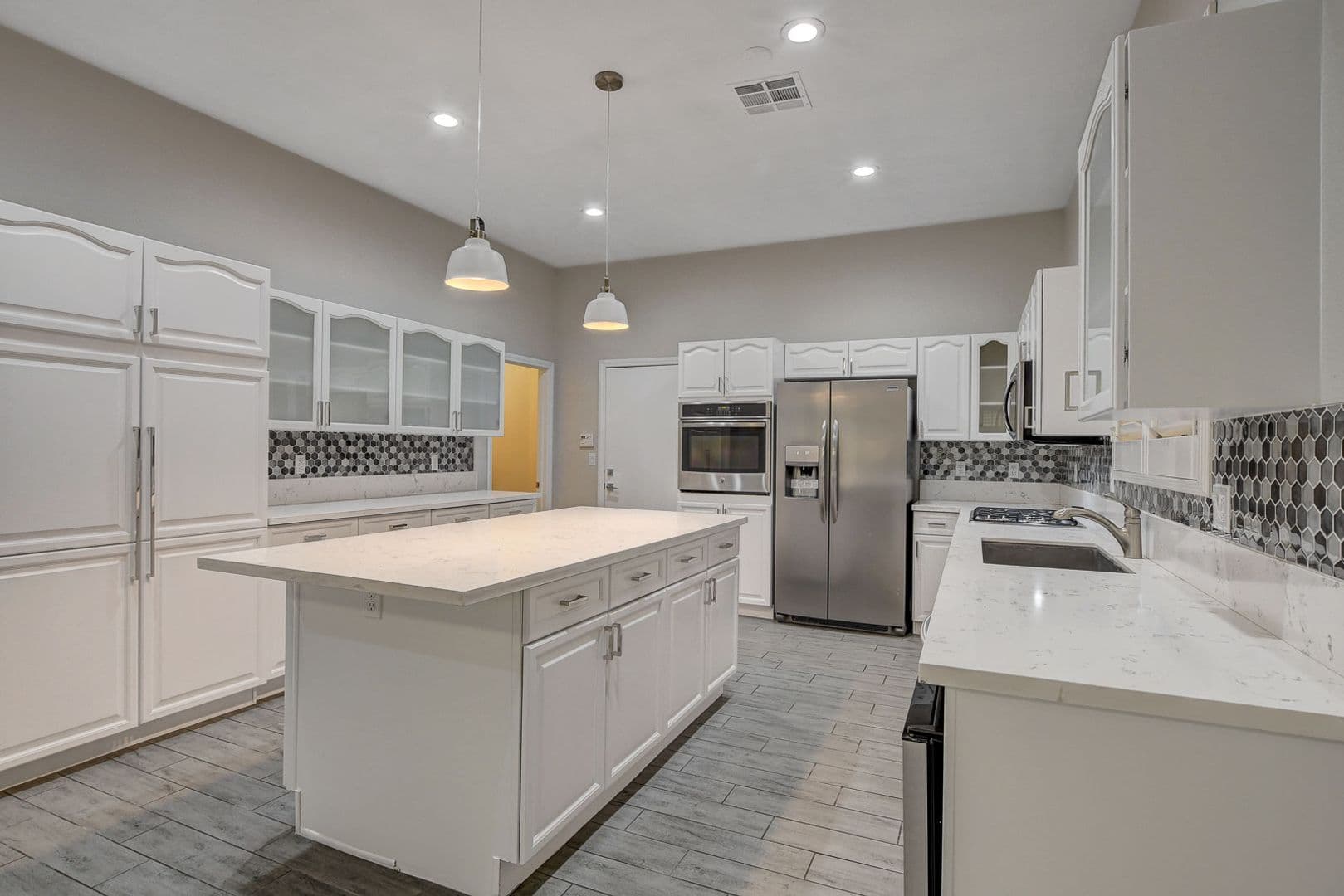 Las Vegas House: 2794 Glen Port St.