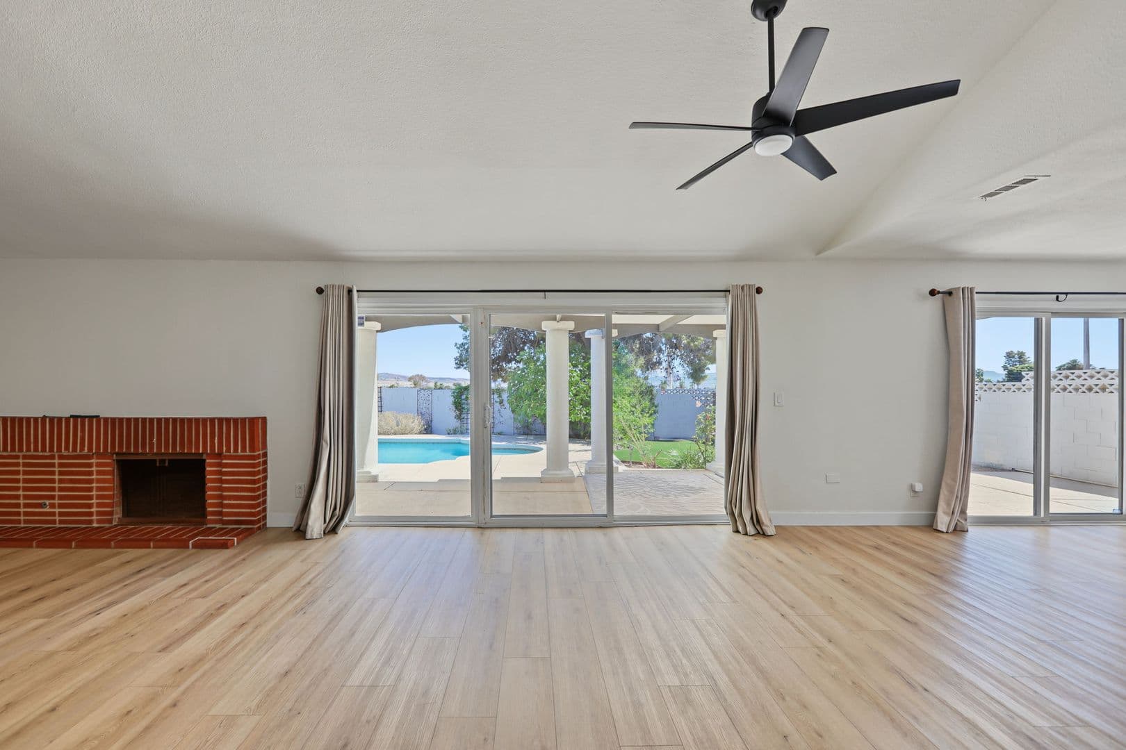 Las Vegas House: 4162 Ridgewood Ave