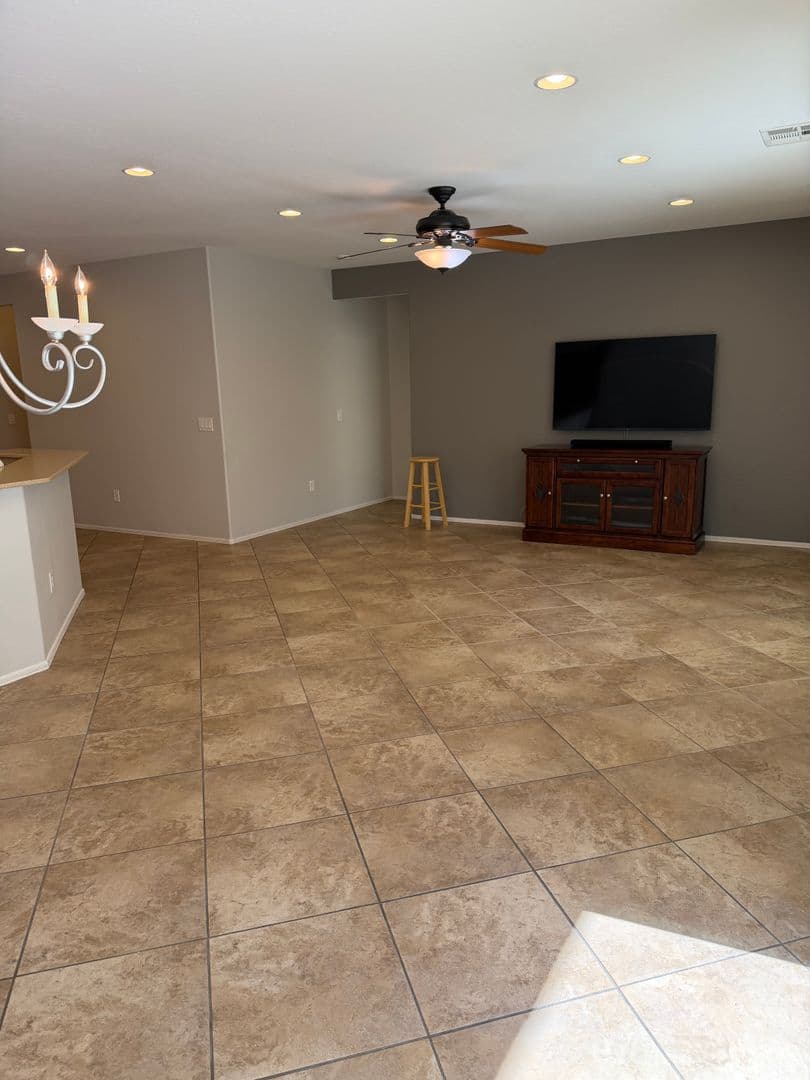 Henderson House: 2503 Erastus Dr.