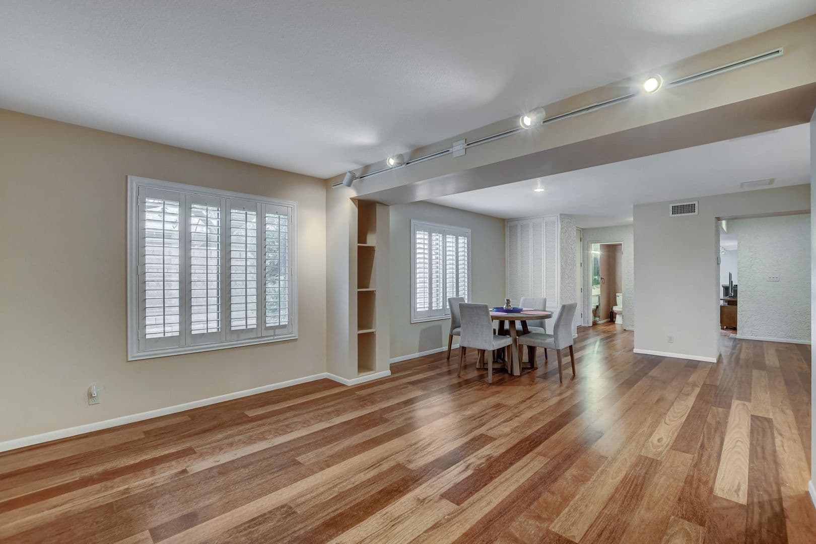 Las Vegas Townhome: 3223 Pinehurst Dr.