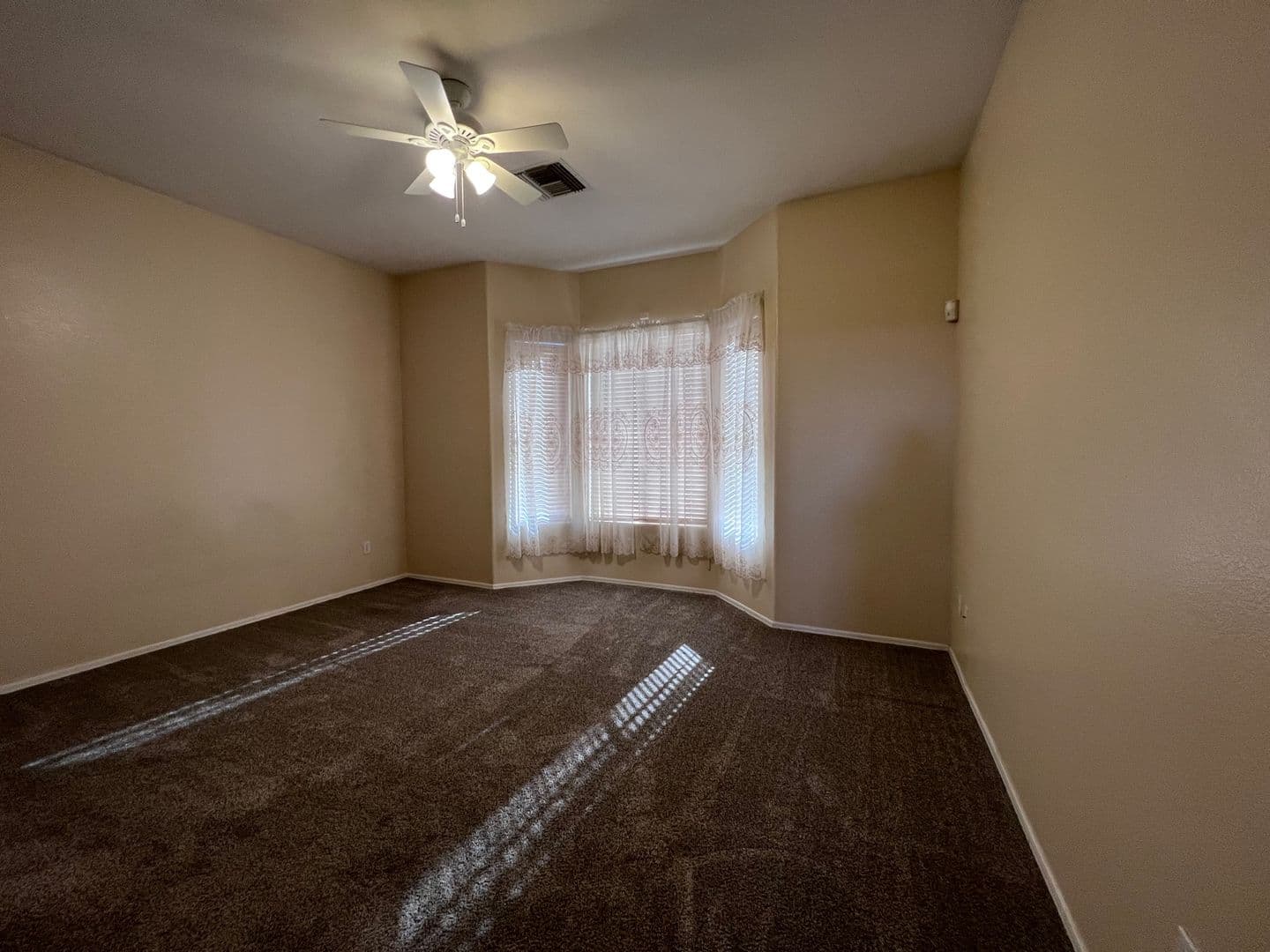 Las Vegas House: 10401 Willamette Place