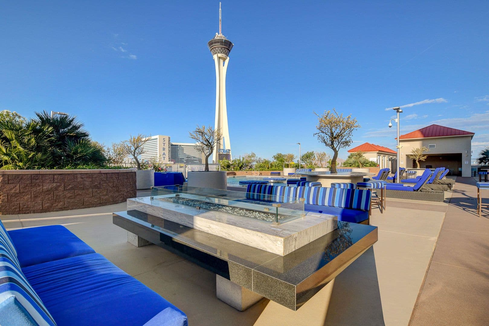 Las Vegas House: 200 W Sahara Ave. #811