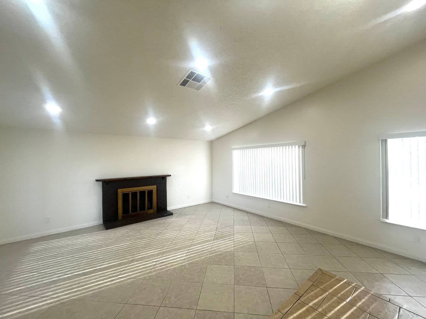 Las Vegas House: 5521 Maidstone Cr.