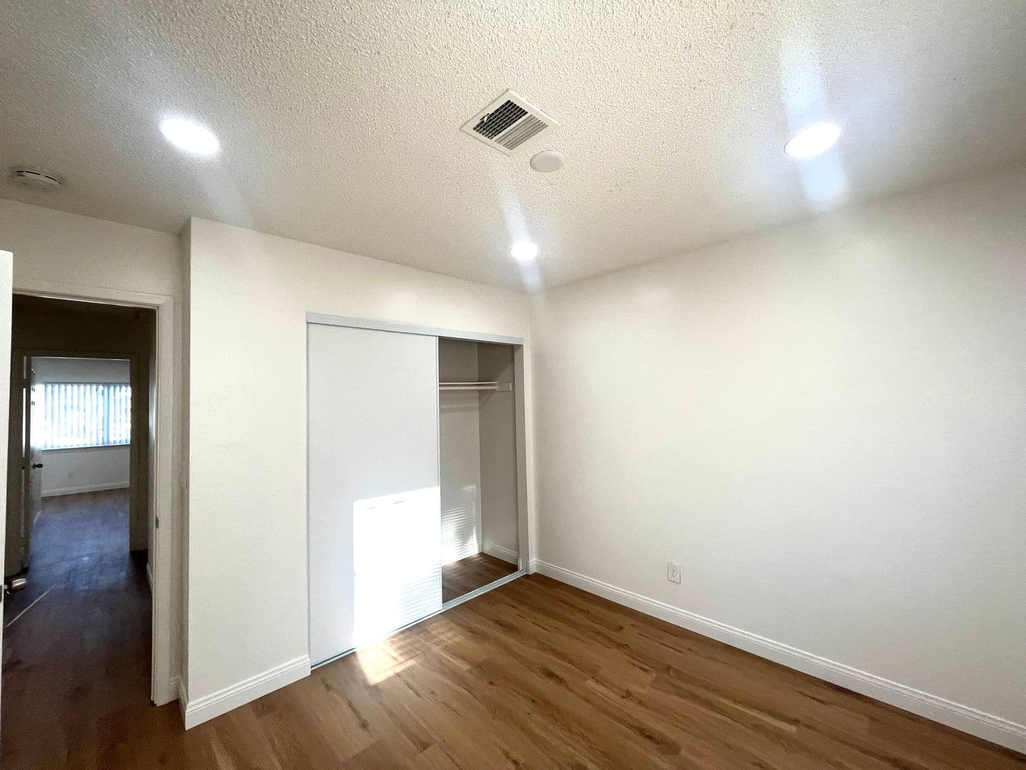 Las Vegas House: 5521 Maidstone Cr.