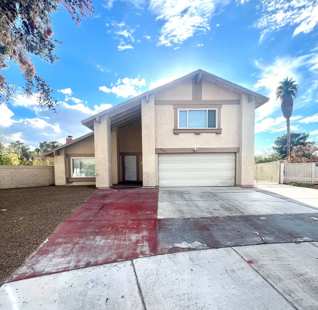 Las Vegas House: 5521 Maidstone Cr.