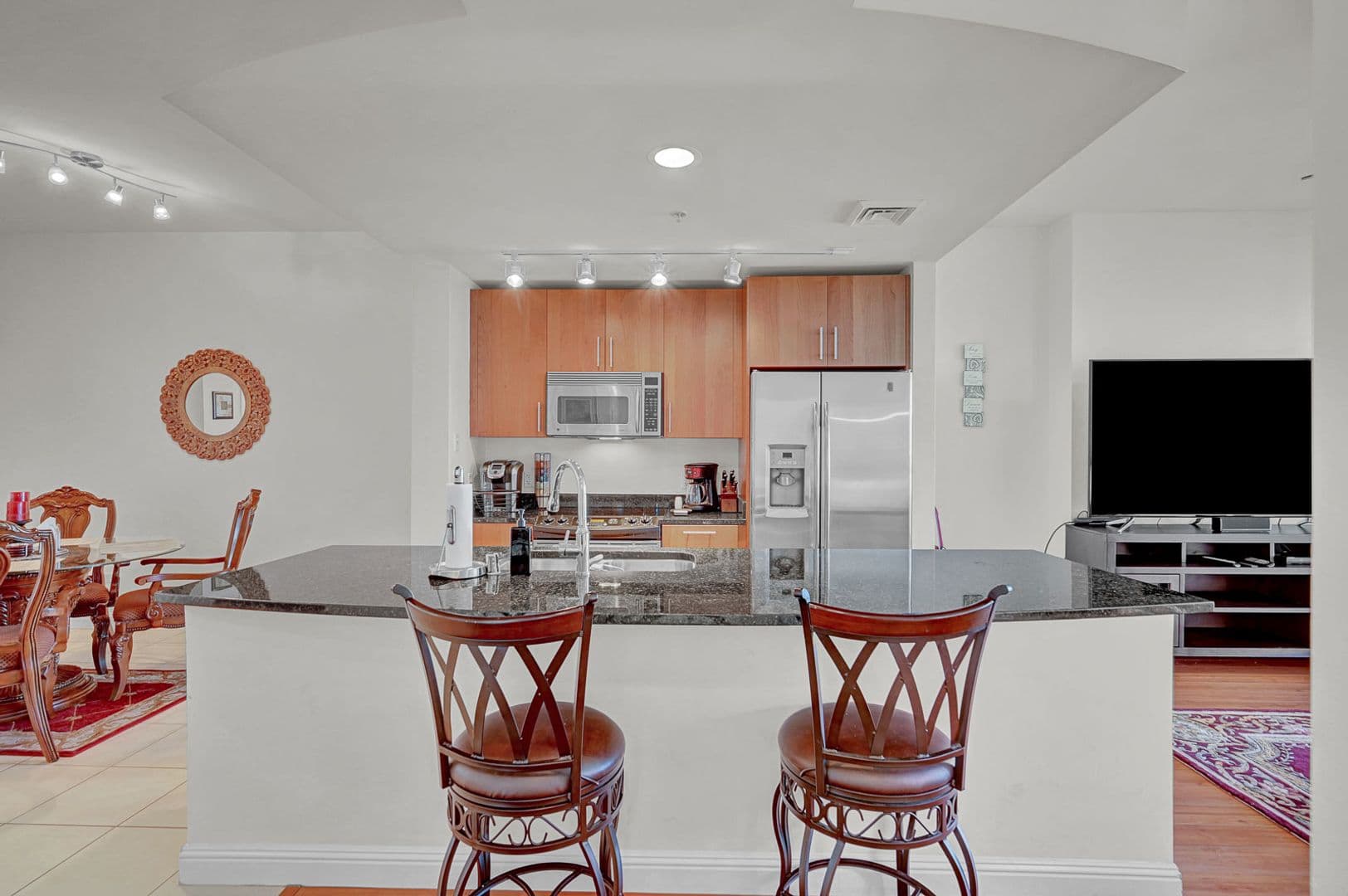 Las Vegas House: 200 W Sahara Ave. #811