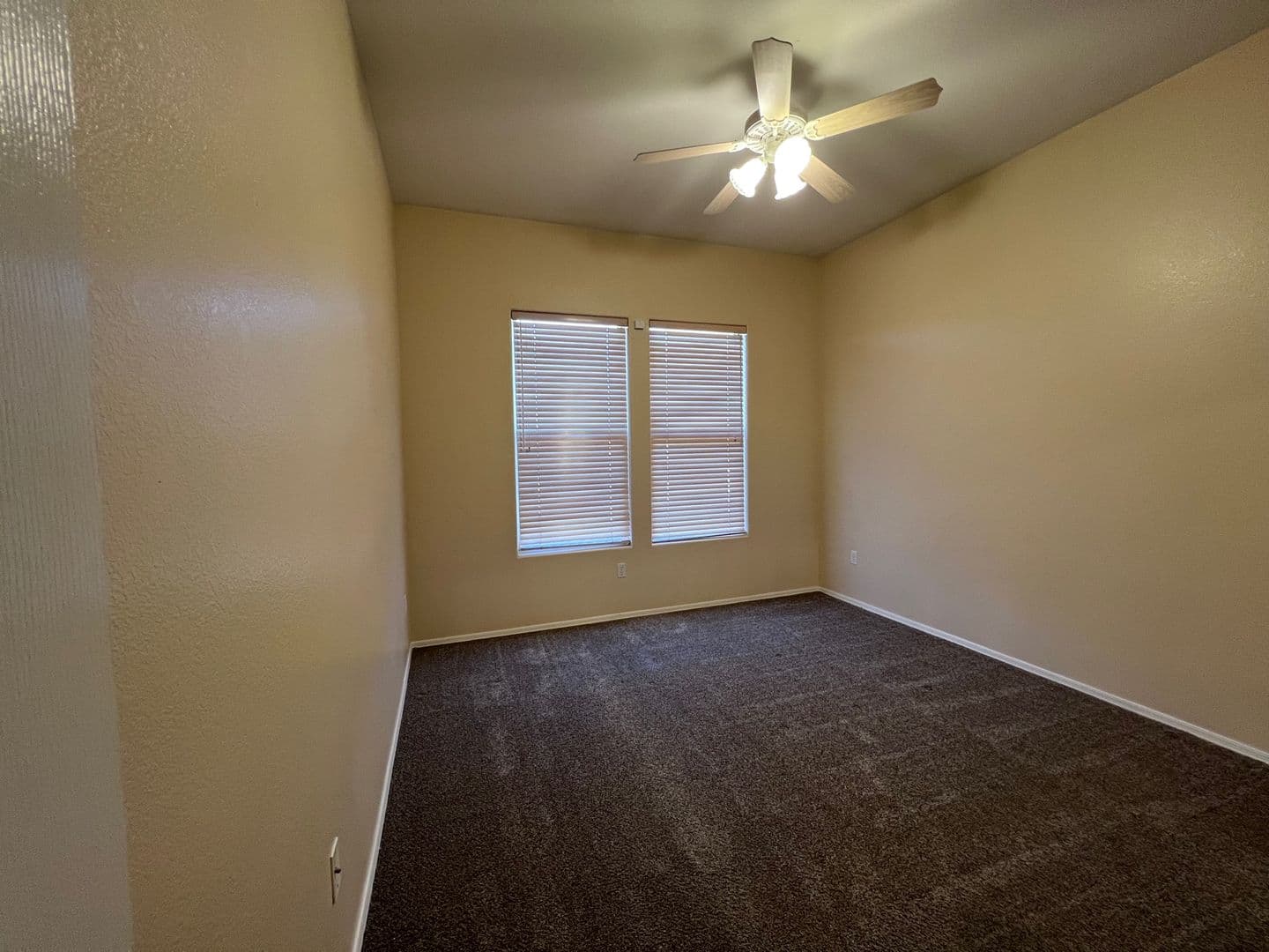 Las Vegas House: 10401 Willamette Place