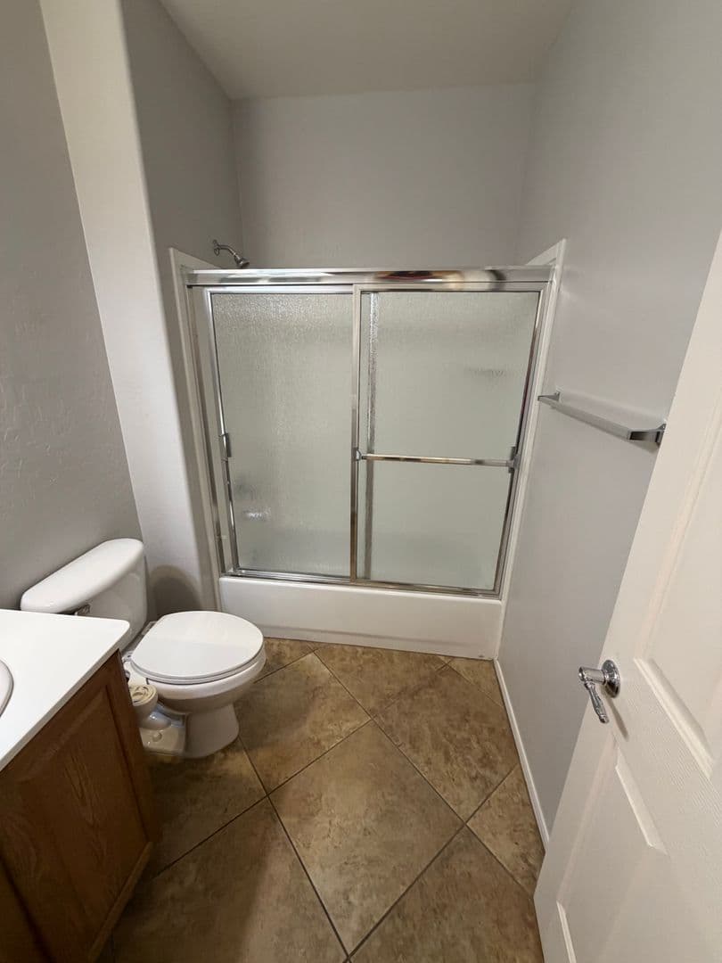 Henderson House: 2503 Erastus Dr.